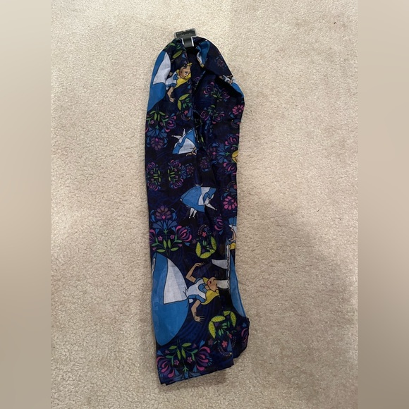Disney Scarves - Picture 2 of 8